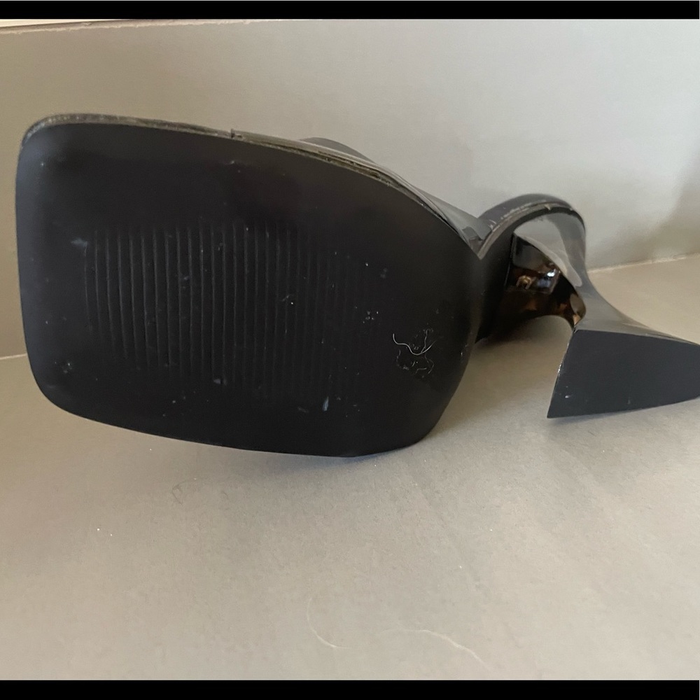 SOLD 🔖  Black Clear Jelly Chunky Angled Perspex Lucite Mule Muaddi Style Heels - Picture 8 of 8